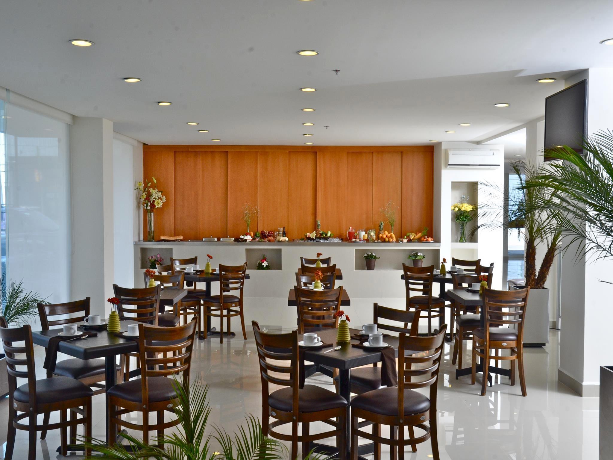Hotel Mision Express Monterrey Aeropuerto La Fe Apodaca Zewnętrze zdjęcie